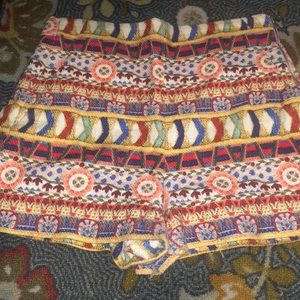 MEDIUM ZARA SHORTS